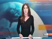 Tg5 upskirt della giornalista