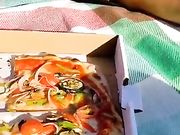 Pizza e fica al parco