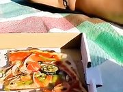 Pizza e fica al parco