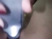 MILF Italiana troia viene masturbandosi con la spazzola