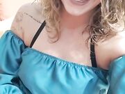 Coscia tatuata maiala assicurata TikTok