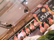 Al supermercato...upskirt