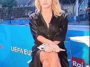 Paola Ferrari upskirt no slip Euro 2020