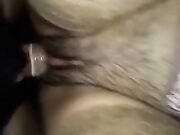 Moglie cuckold scopata dal bull cul preservativo