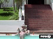 Marica Chanelle Trio con bella inculata a bordo piscina