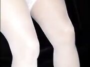 Carsex Milf italiana che fa un pompino in auto