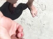 Scopata in spiaggia coppia italiana matura