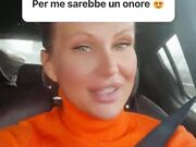 Eva Henger risponde a domande hot dei fans