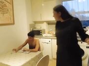 Trio con moglie cornuta e MILF tettona bisex