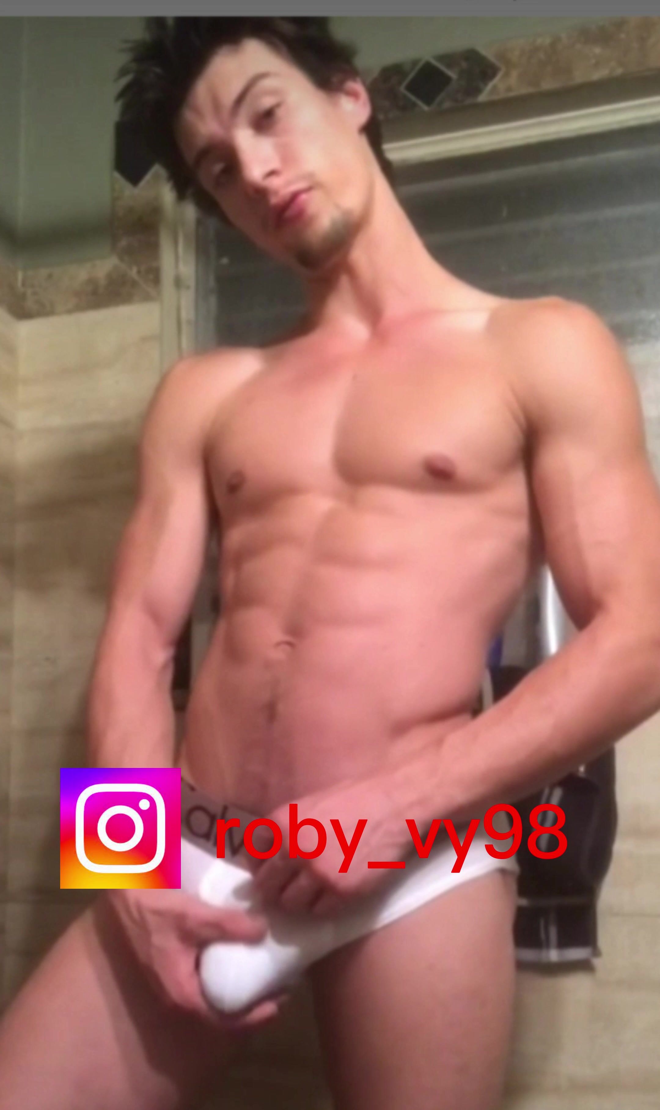 mi piace il cazzo da morire, sono un modello di rimini | Solopornoitaliani